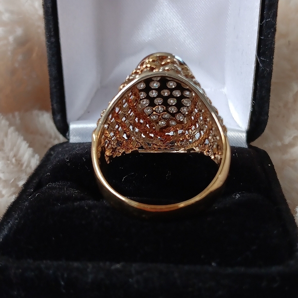 🔺️SOLD!🔺️  14k Diamond Statement Ring - Picture 3 of 12